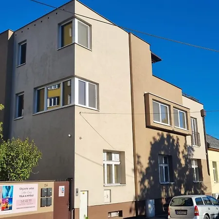 Apartments Center Kosice - Mudronova * Koszyce