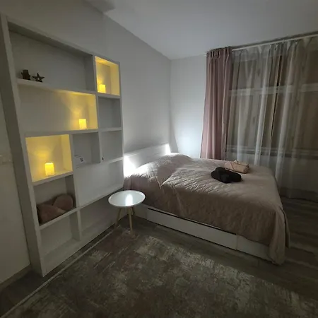 Centrum Mudronova Apartmán *