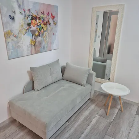 Apartment Centrum Mudronova Košice